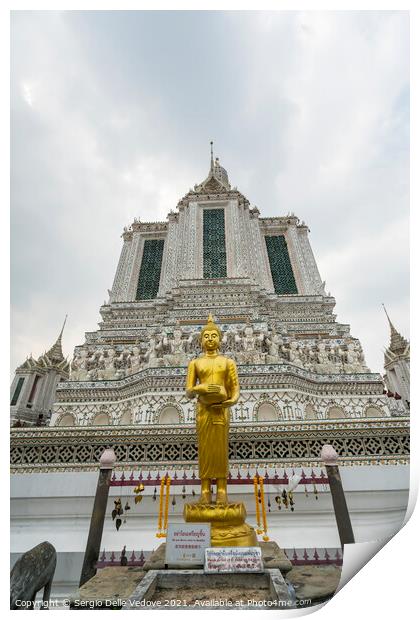 Wat Arun temple in Bangkok  Print by Sergio Delle Vedove
