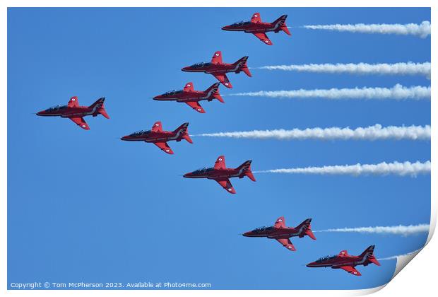 Red Arrows - A Symbol of British Aeronautics Print by Tom McPherson