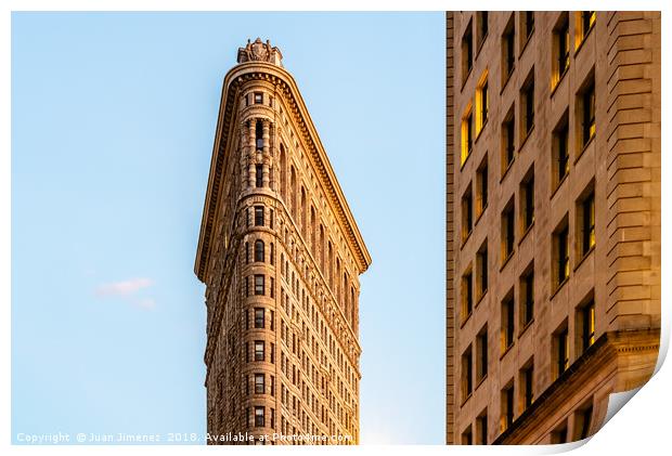 Flatiron Building in New York City Print by Juan Jimenez