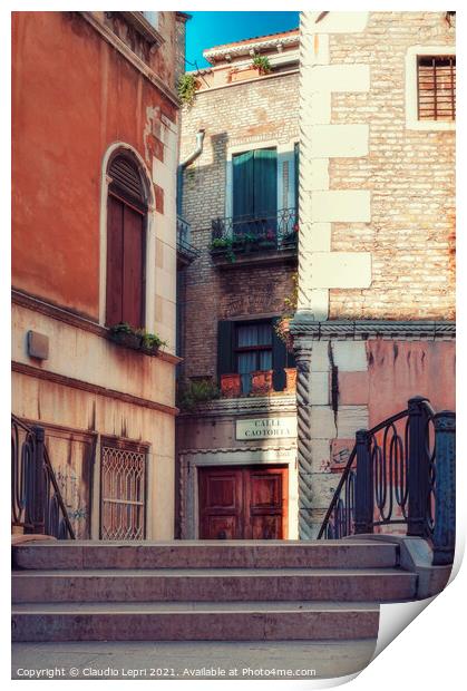 Alley in Venice  Print by Claudio Lepri