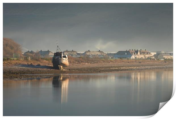 Fort William shipwreck Print by Tony Higginson