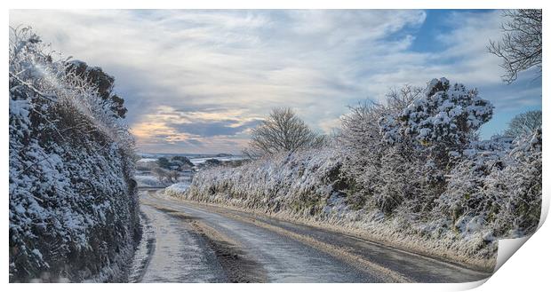 snowy road in cornwall Print by kathy white
