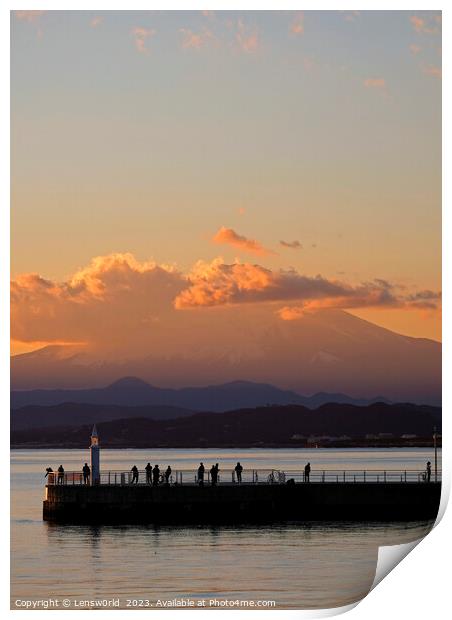 Mount Fuji during sunset seen from Enoshima, Japan Print by Lensw0rld 