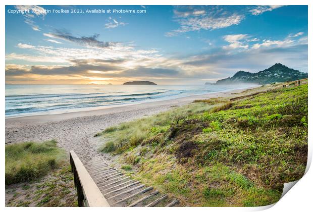 The beach at Tairua, Coromandel Peninsula, New Zealand Print by Justin Foulkes