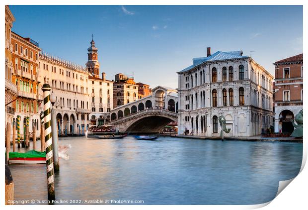 The Rialto bridge on the Grand Canal, Venice Print by Justin Foulkes