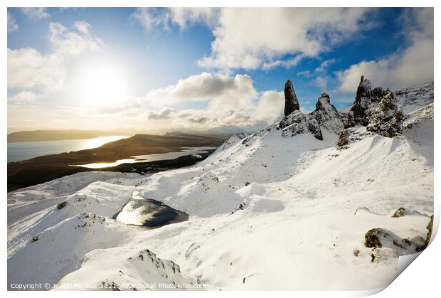 The Old Man of Storr, in winter, Skye, Scotland Print by Justin Foulkes