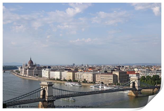 Chain bridge and Hungarian Parliament Budapest Print by goce risteski