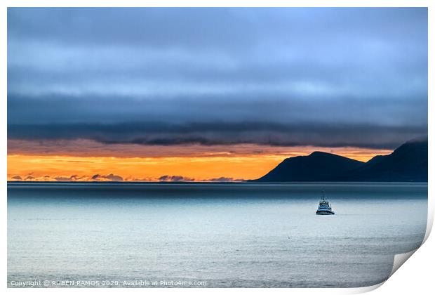 The Bering sea and under s stormy sky at sunset. Print by RUBEN RAMOS