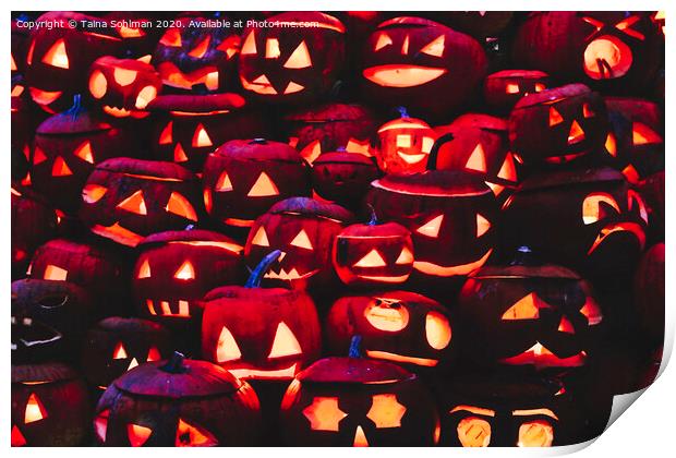 Glowing Halloween Pumpkins  Print by Taina Sohlman