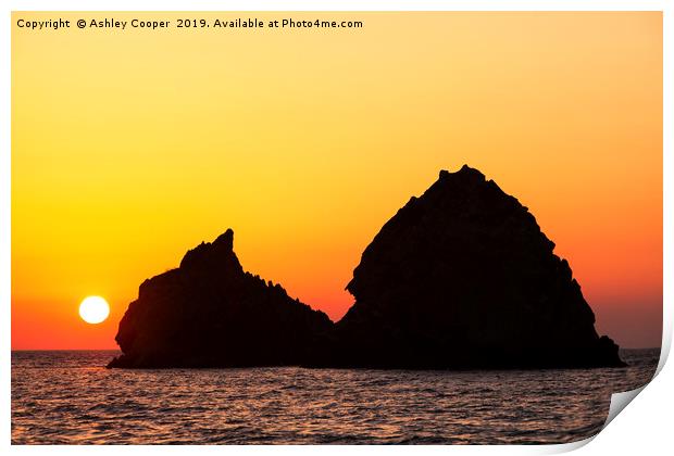 Island sunset. Print by Ashley Cooper