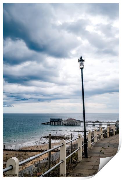 Clifftop footpath in the seaside town of Cromer Print by Chris Yaxley