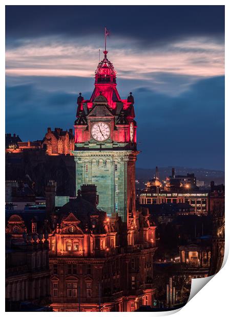 Edinburgh Nights Print by Steven Lennie