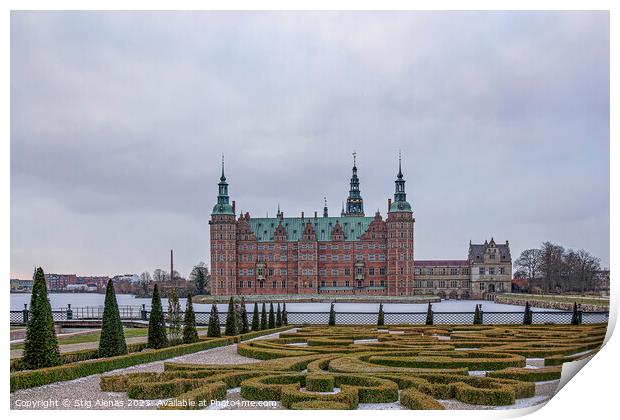 the palace garden of Frederiksborg castle in wintertime Print by Stig Alenäs