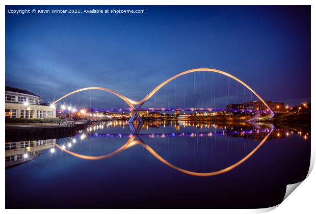 Infinity Bridge by night Print by Kevin Winter