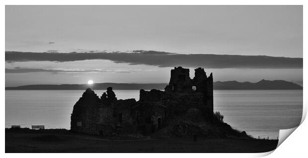 Dunure castle at sunset (monochrome) Print by Allan Durward Photography