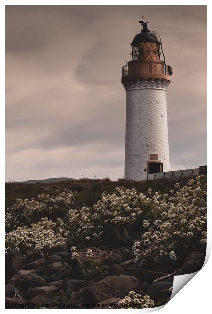 Tobermory Lighthouse Print by Gavin Liddle