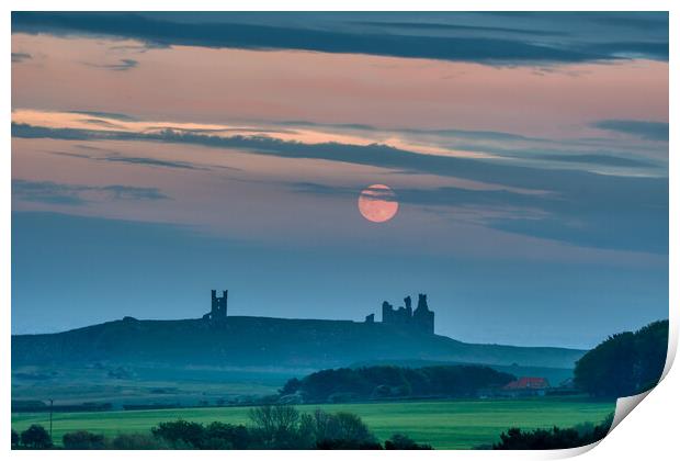 The Majestic Ruins of Dunstanburgh Castle Print by Tracey Turner