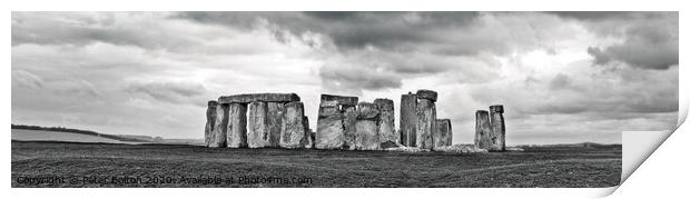Panoramic view of Stonehenge ancient monument in black and white. Wiltshire, UK Print by Peter Bolton
