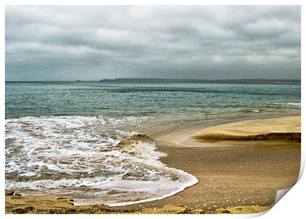 Incoming tide at Porthminster Beach, St. Ives, Cornwall, UK Print by Peter Bolton