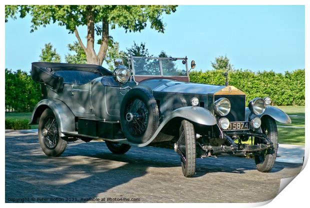 Vintage Rolls Royce car. Print by Peter Bolton