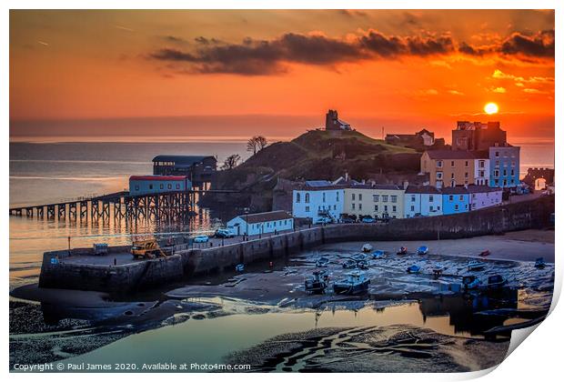A stunning Tenby sunrise Print by Paul James