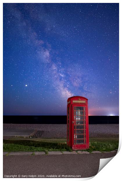 Milky Way above an iconic British red phone box Print by Gary Holpin