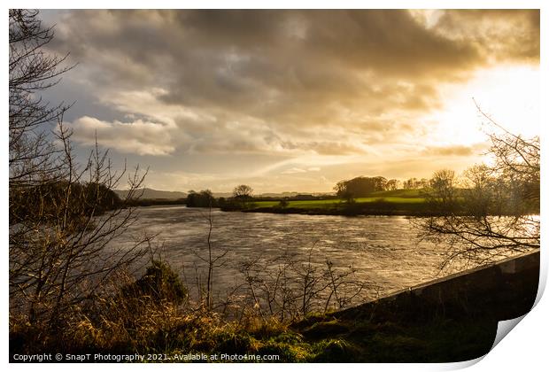 Sun setting over the River Dee at Glenlochar Bridge, on a winter afternoon Print by SnapT Photography