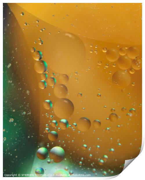 Green & Gold Globes - Water and Oil Abstract Print by STEPHEN THOMAS