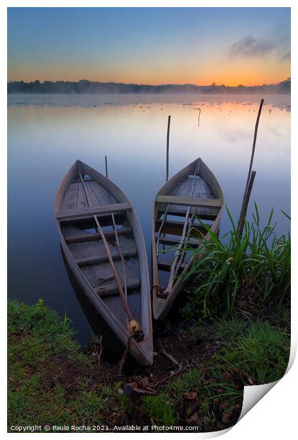 Boats at sunrise Print by Paulo Rocha