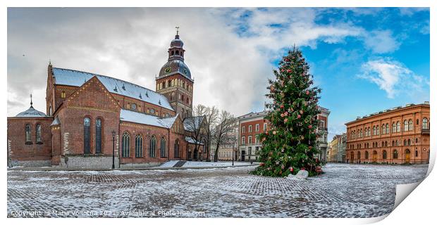 Dome cathedral on Dome square with decorated Christmas tree in Riga, Latvia Print by Maria Vonotna