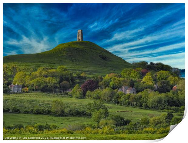 Glastonbury Tor Print by Les Schofield