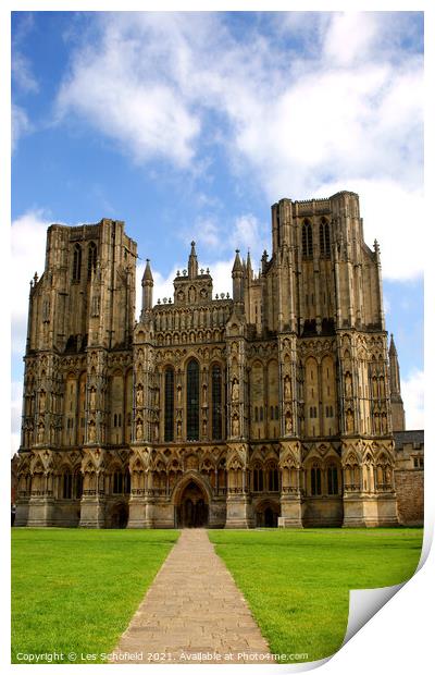 Wells Cathedral Somerset  Print by Les Schofield