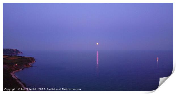 Strawberry moon on the Jurassic Coast Print by Les Schofield