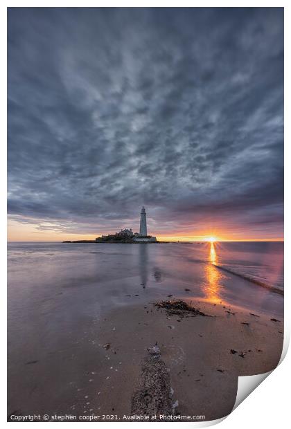 st marys lighthouse Print by stephen cooper