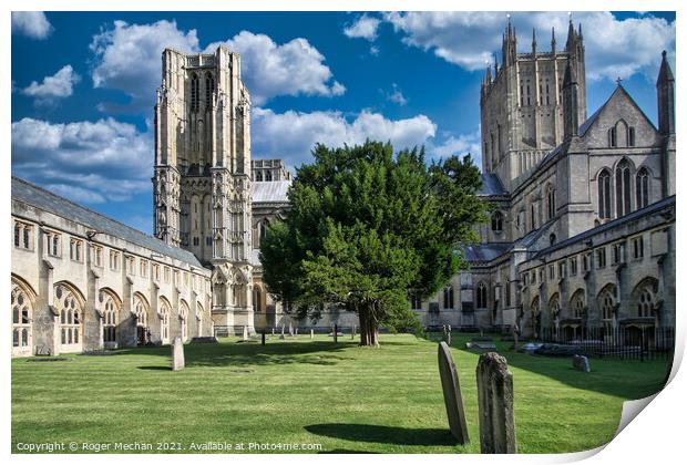 Wells cathedral Somerset Print by Roger Mechan