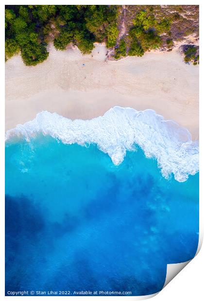 Aerial view of Kelingking Beach in Nusa Penida island Print by Stan Lihai