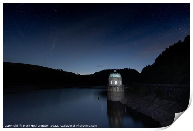 Garrag Ddu Dam control tower under the stars Print by Mark Hetherington