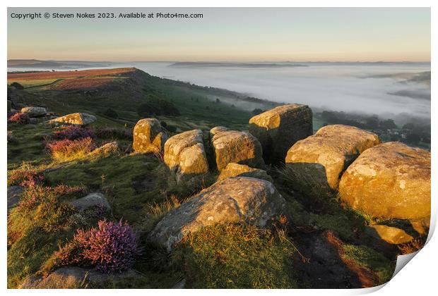 Sunrise at Curbar Edge, Peak District, Derbyshire, UK Print by Steven Nokes