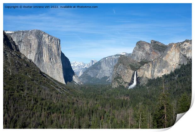 The famous view of Yosemite National Park in California Print by Eszter Imrene Virt