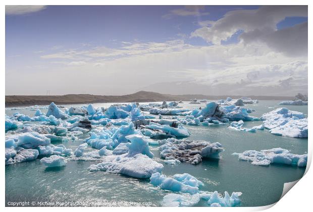 Iceland, Jokulsarlon Lagoon, Turquoise icebergs floating in Glac Print by Michael Piepgras