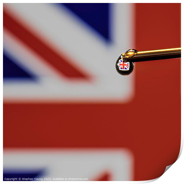Britannia in a Drop: Capturing the Union Jack in a Water Droplet Print by Stephen Young