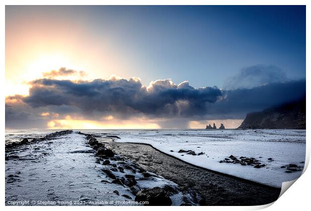 Fire and Ice: Icelandic Seascape at Sunset Print by Stephen Young