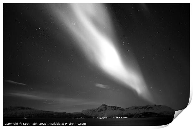 Northern Polar Lights in night sky Norway Scandinavia Print by Spotmatik 