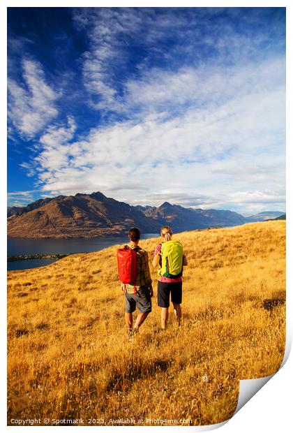 New Zealand trekking couple viewing Lake Wakatipu Otago Print by Spotmatik 