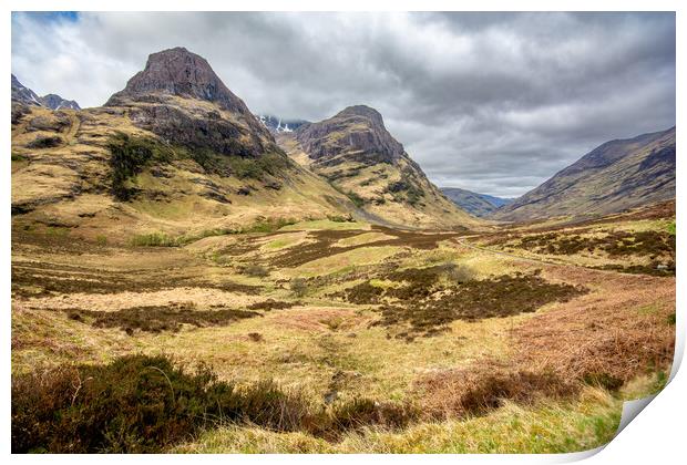 Conquering the Peaks of Glencoe's Three Sisters Print by Steve Smith