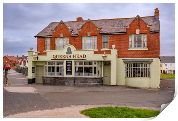 Queens Head Cullercoats Print by Steve Smith