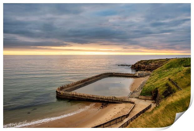 Tynemouth Outdoor Pool Print by Steve Smith