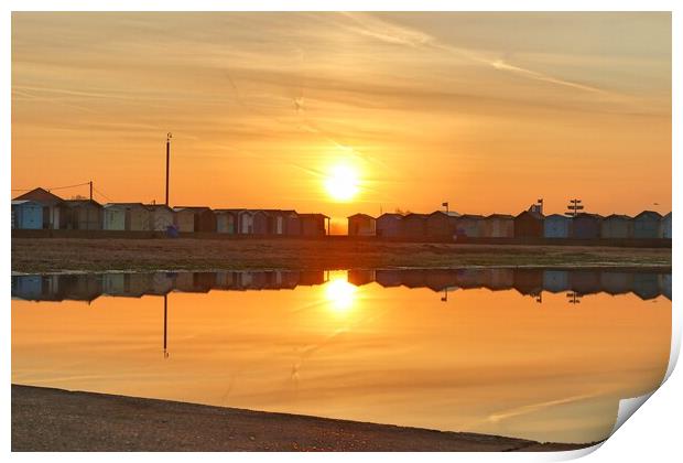 Sunrise over the tidal pool in Brightlingsea  Print by Tony lopez