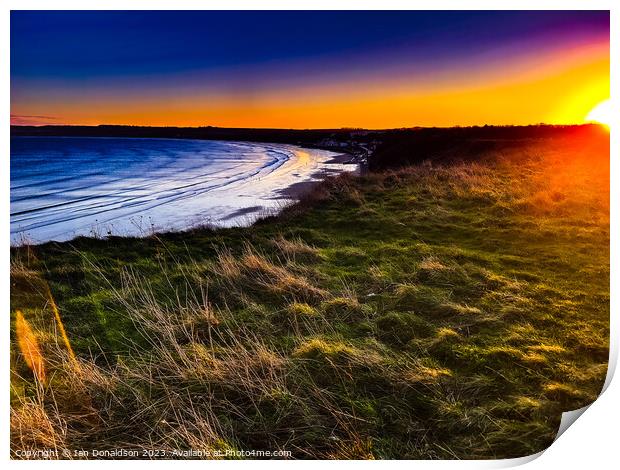  Sunset over Filey Bay Print by Ian Donaldson