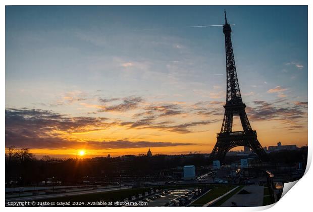 Sunrise Eiffel tower Paris, France Print by Justo II Gayad